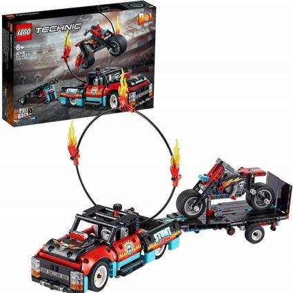 LEGO Technic 42106 Mota e Camião de Acrobacias