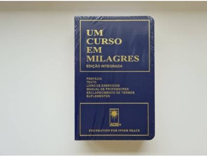 Livro Um Curso em Milagres de Helen Schucman (Português Brasileiro)