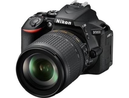 Kit Máquina Fotográfica  D5600 + AF-P DX 18-55 + AF-P DX 70-300 (DX)