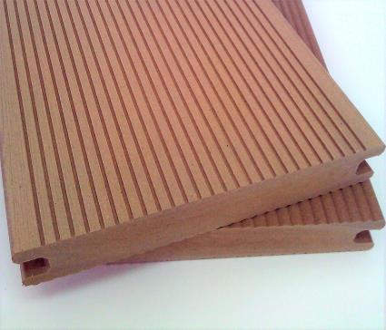 Deck de composite  MACIÇO VERMELHO 24MM 230X14CM