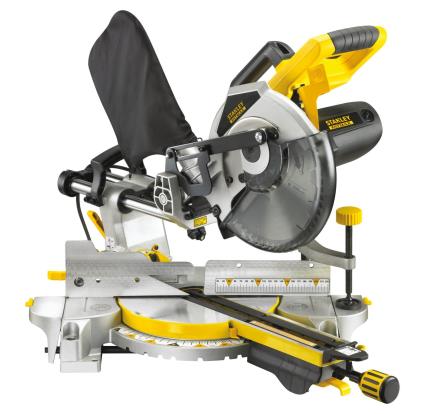 Serra de esquadria  FME720 2000W