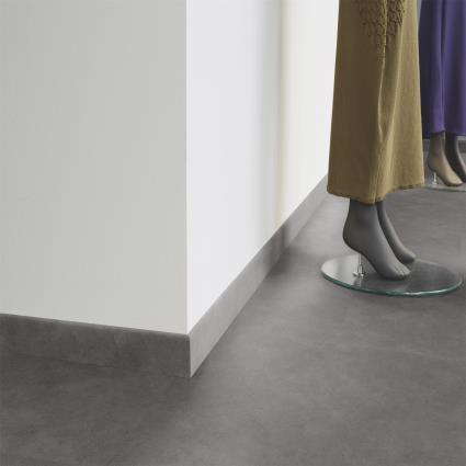 Rodapés de PVC  TIMELESS CONCRETE ANTHRACITE  80X10X2020CM (PACK 10UN)