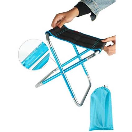 Sweat com capuz, fecho e bolsos, em moletão