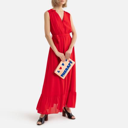 Vestido comprido com folhos, botões e cinto