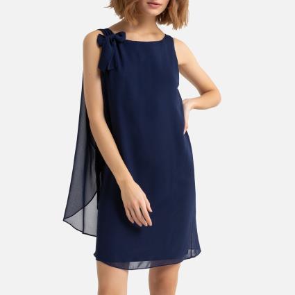 Vestido curto sem mangas