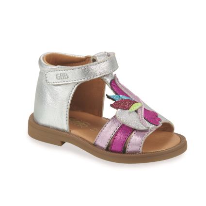 GBB  Sandálias KIRA  Prata Disponível em tamanho para rapariga. 20,21,22,23.Criança > Menina > Calçasdos > Sandálias e rasteirinhas