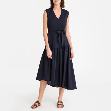 Vestido de cavas, base evasé assimétrica