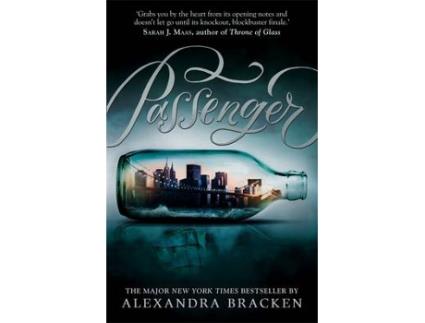 Livro passenger de alexandra bracken (inglês)