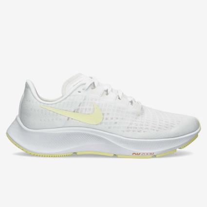 Air Zoom Pegasus 37 - Branco - Running Mulher tamanho 37.5