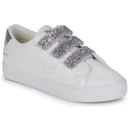 Kaporal  Sapatilhas TIPPY  Branco Disponível em tamanho para senhora. 36,37,38,39,40,41.Mulher > Sapatos > Tenis