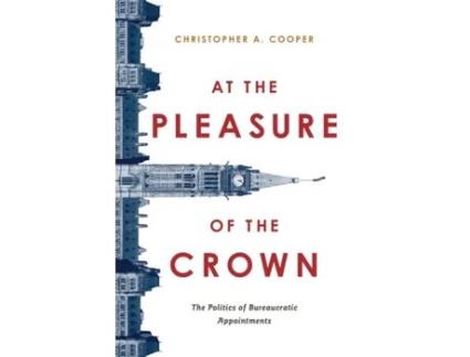 Livro at the pleasure of the crown de christopher a. cooper (inglês)