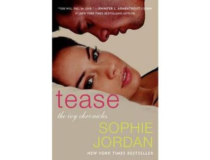 Livro Tease de Sophie Jordan ( Inglês )