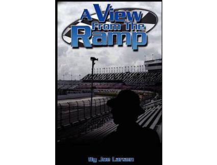 Livro A View From The Ramp de Joseph Larsen ( Inglês )