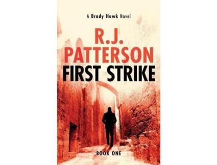 Livro First Strike de R.J. Patterson ( Inglês )