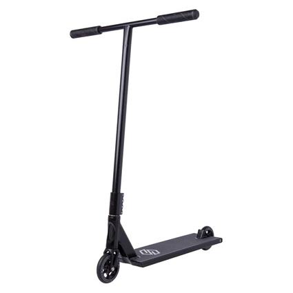 Striker Gravis Scooter Prateado L