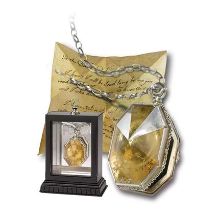 The Noble Collection Rab Locket Replica Dourado