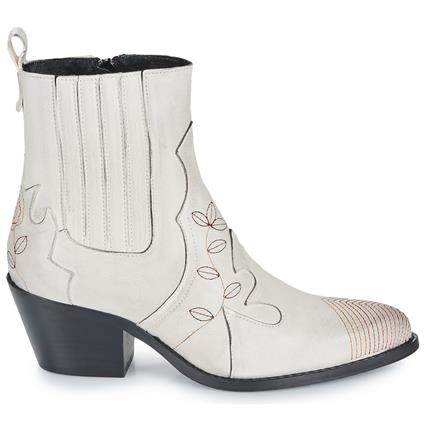 Casta  Botas baixas DAWN  Branco Disponível em tamanho para senhora. 37,38,39,40.Mulher > Sapatos > Botins
