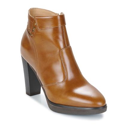 NeroGiardini  Botins -  Castanho Disponível em tamanho para senhora. 36,37,38,39.Mulher > Sapatos > Botins