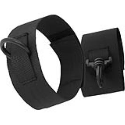 BEGINNERS NYLON CUFFS