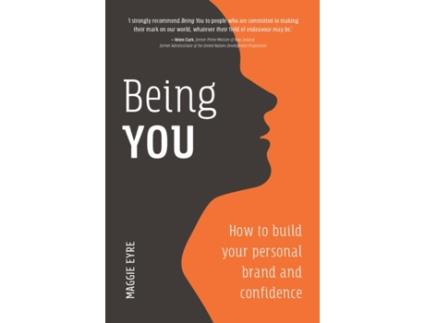 Livro being you de maggie eyre (inglês)