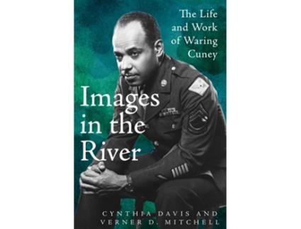 Livro Images in the River de Cynthia Davis e Verner D Mitchell (Inglês - Capa Dura)