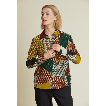 Camisa com estampado patchwork