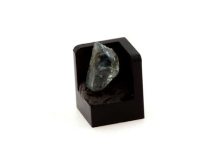 Zircon Pedra Natural Do Camboja Município de Pailin Gema Multicolor Rara e Preciosa 0,96 Ct Certificado de Autenticidade Incluído 7X4X3Mm
