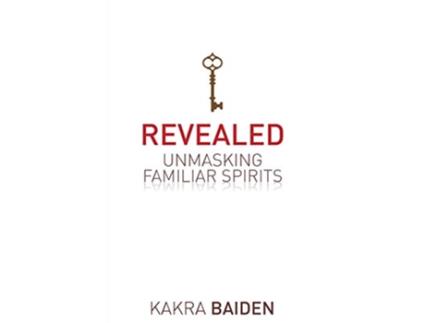 Livro Revealed de Kakra Baiden (Inglês)