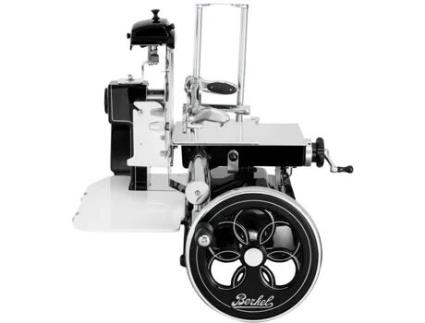 BERKEL Fatiador Volante Mod. B3 Novidade para 2018 Preto com Decoração Prateada e Babado com Babados