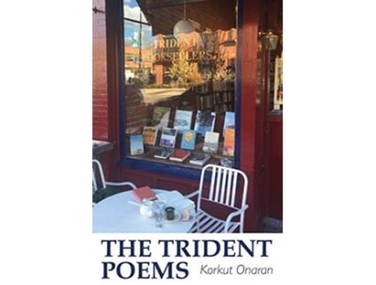 Livro The Trident Poems de Korkut Onaran (Inglês)