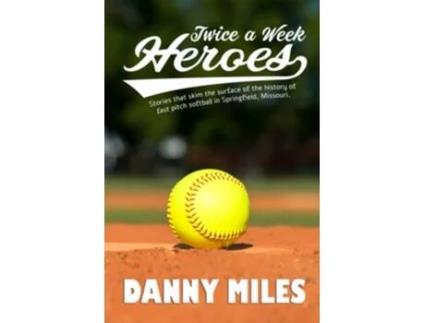 Livro Twice a Week Heroes de Danny Miles (Inglês)