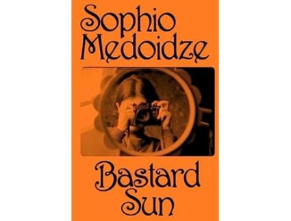 Livro Bastard Sun de Sophio Medoidze (Inglês)