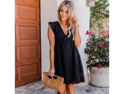 Vestido de Renda Manga Curta com Decote em V VCTEX  (Preto)
