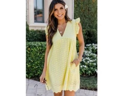 Vestido de Renda Manga Curta com Decote em V VCTEX  (Amarelo)