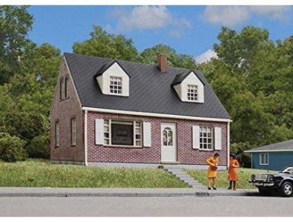 Edificios e Estruturas  Brick Cape Cod House Train (Idade Minima: 8)
