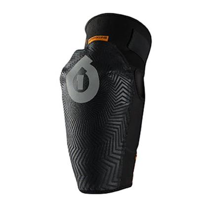 Cotoveleiras Comp Am One Size Black