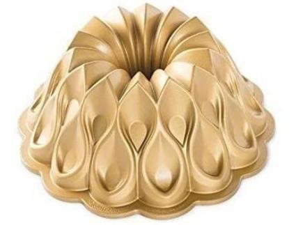 Forma Bundt Nordic Ware Crown Dourado
