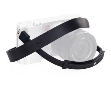 Correia  T Black