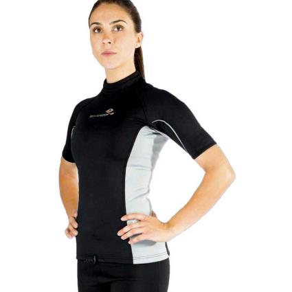 Camiseta Feminina De Manga Curta 18 Black