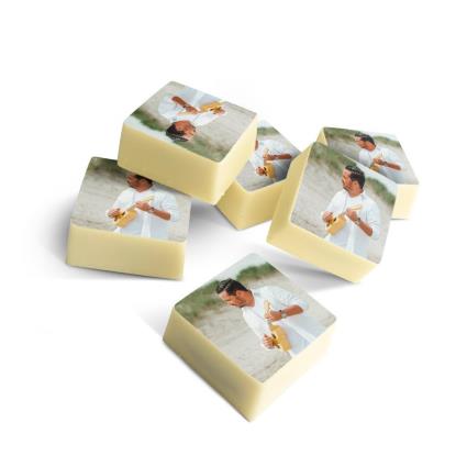 Bombons quadrados praliné personalizados