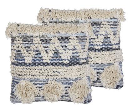 Almofadas decorativas com padrão geométrico