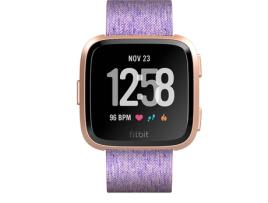 Relógio Desportivo FITBIT Versa Alumínio (Bluetooth - Até 4 dias de autonomia - Ecrã Tátil - Roxo)