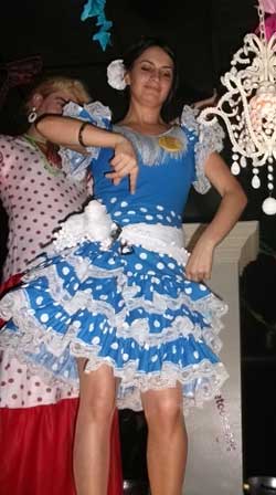 Andaluza com Vestido Curto para menina