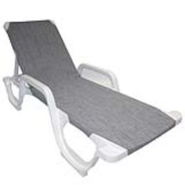 Espreguiçadeira de resina LENA CINZA