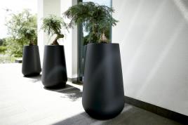 Vaso PURE CONE HIGH D55CM PRETO