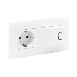 Tomada combinada 2P+T com USB NILOÉ STEP BRANCO