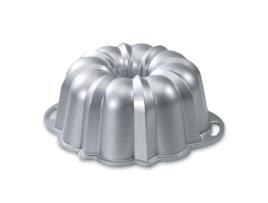 Forma Bundt Nordic Ware Anniversary Prata