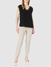 Only T-shirt com decote em V, detalhe em renda