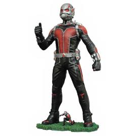 Diamond Select Figure Ant-man