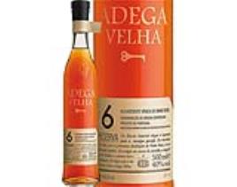 Aguardente Adega Velha 6 Anos 0.50l